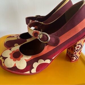 Hot Chocolate Design Mary Janes Pumps 1970